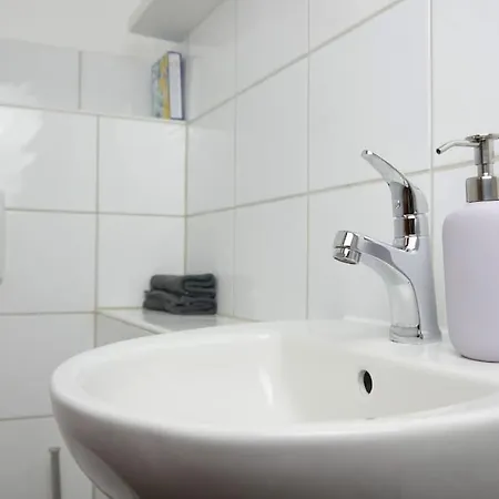 Lägenhet Moderne 3-zimmer-wohnung Fuer Bis Zu 7 Personen